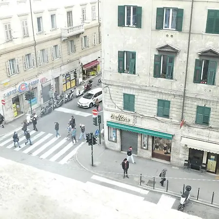 Piazza Goldoni