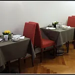 Piazza Goldoni Bed & Breakfast Trieste