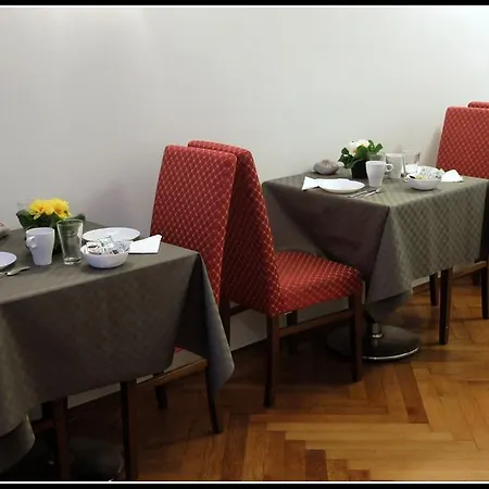 Piazza Goldoni Bed and breakfast Trieste