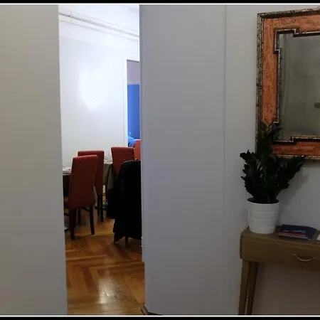 Piazza Goldoni 3* 的里雅斯特