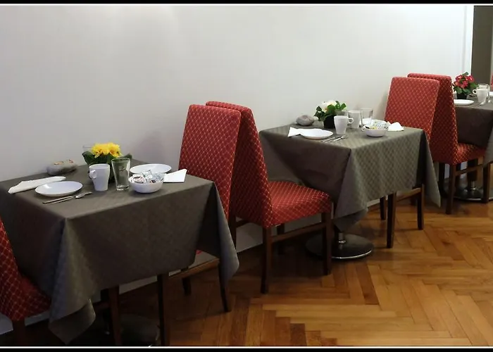 Piazza Goldoni Bed & Breakfast Trieste